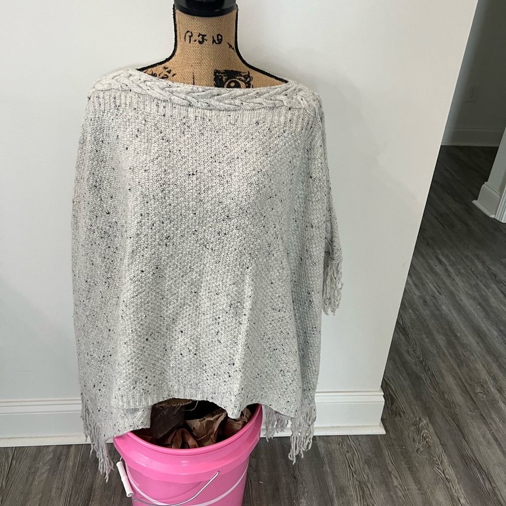 Ralph Lauren Light Gray Women's Poncho